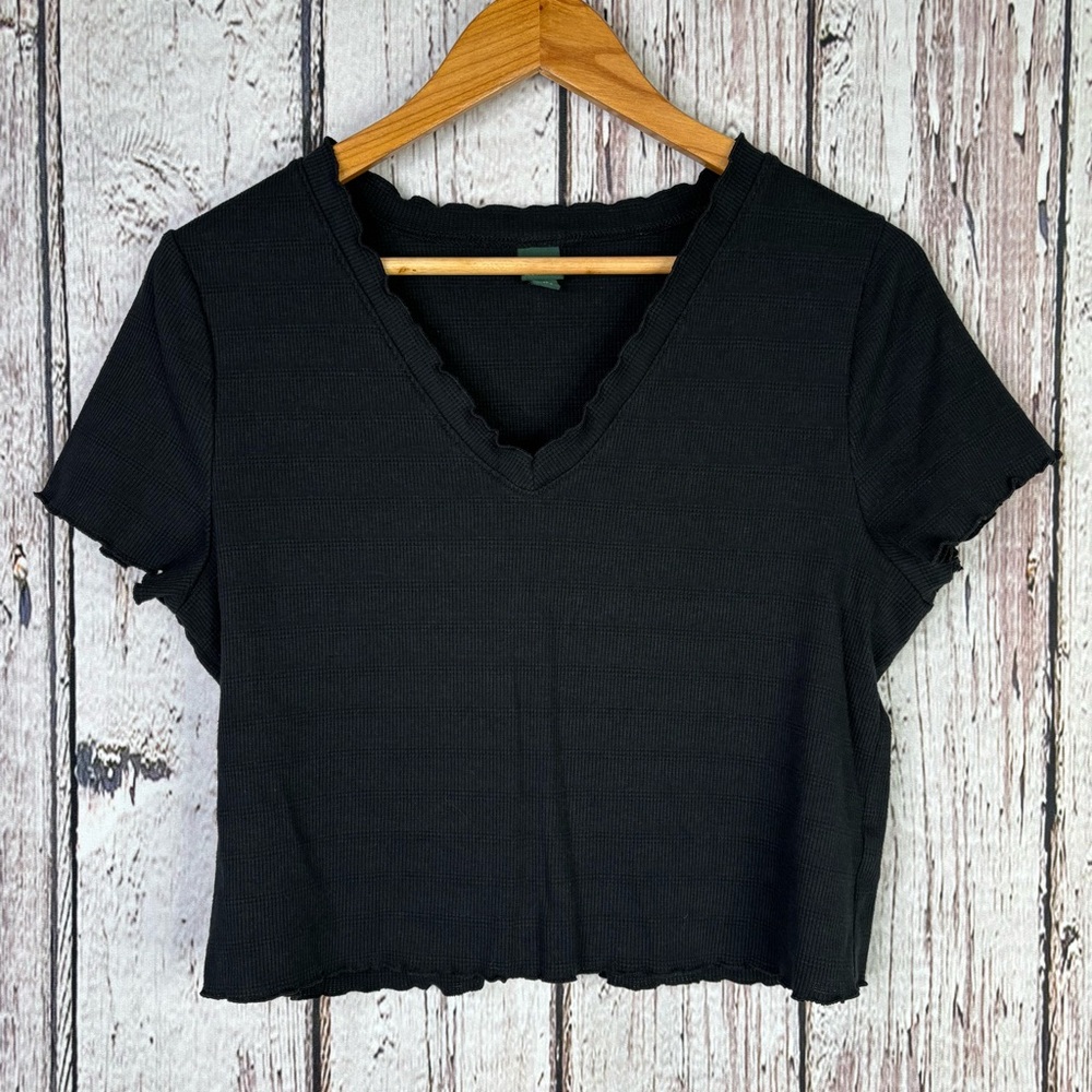 Wild Fable‎ XXL 2XL Black Textured Crop Top Shirt V-Neck Cotton Blend Stretch